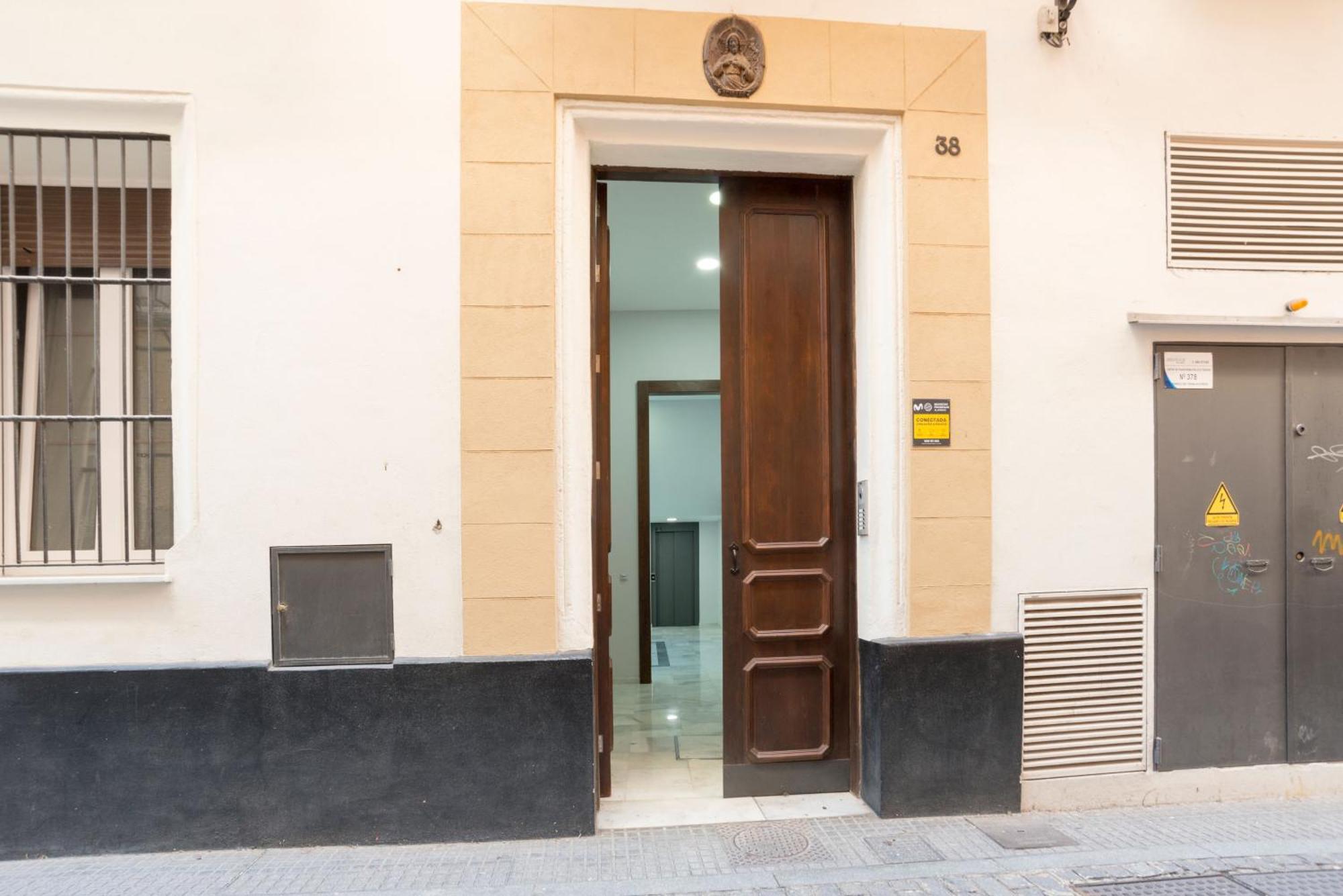 Apartamento Centro Deluxe Cádiz Exteriör bild